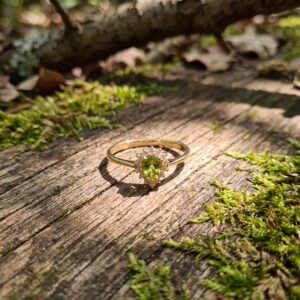 Peridot in Harmony - 18kt zlato